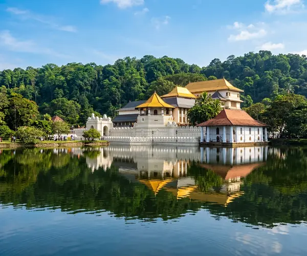 Temple of the Tooth reflected in Kandy Lake