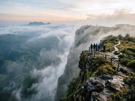 World's End at Horton Plains